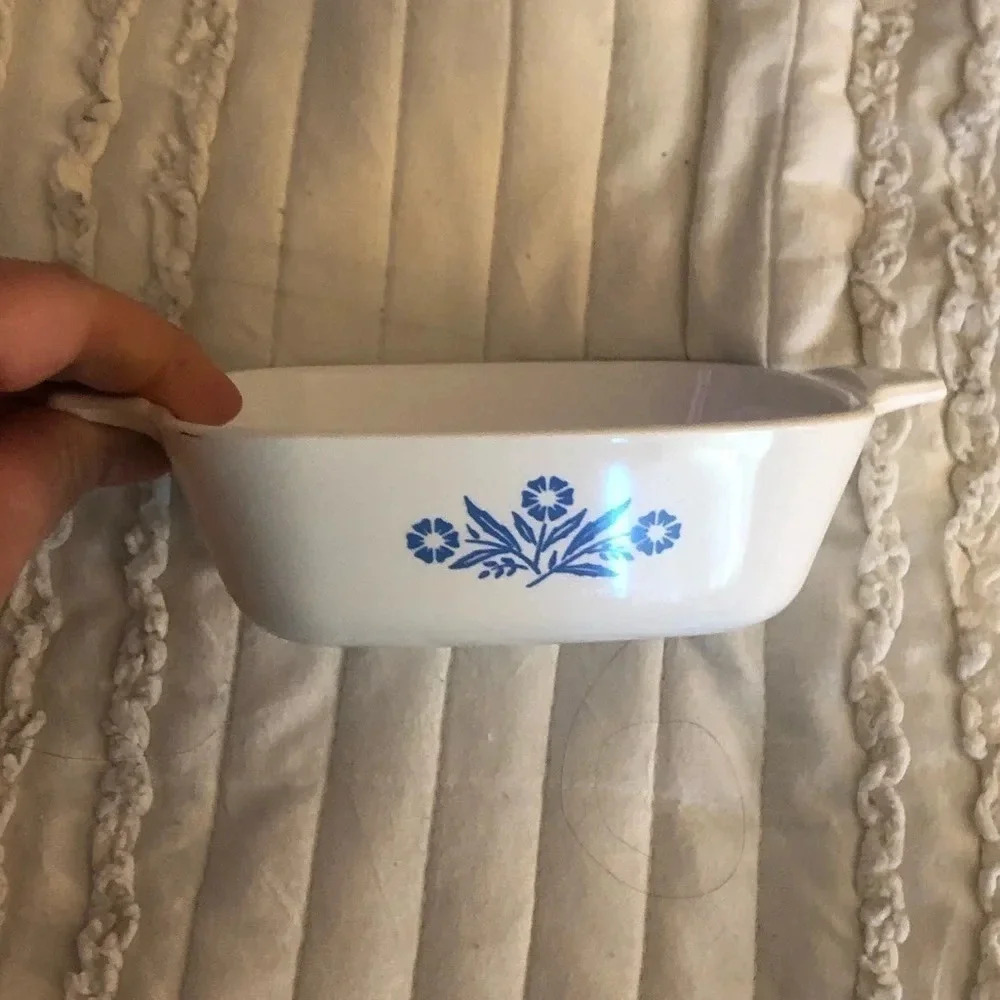 Corningware blue cornflower small dish